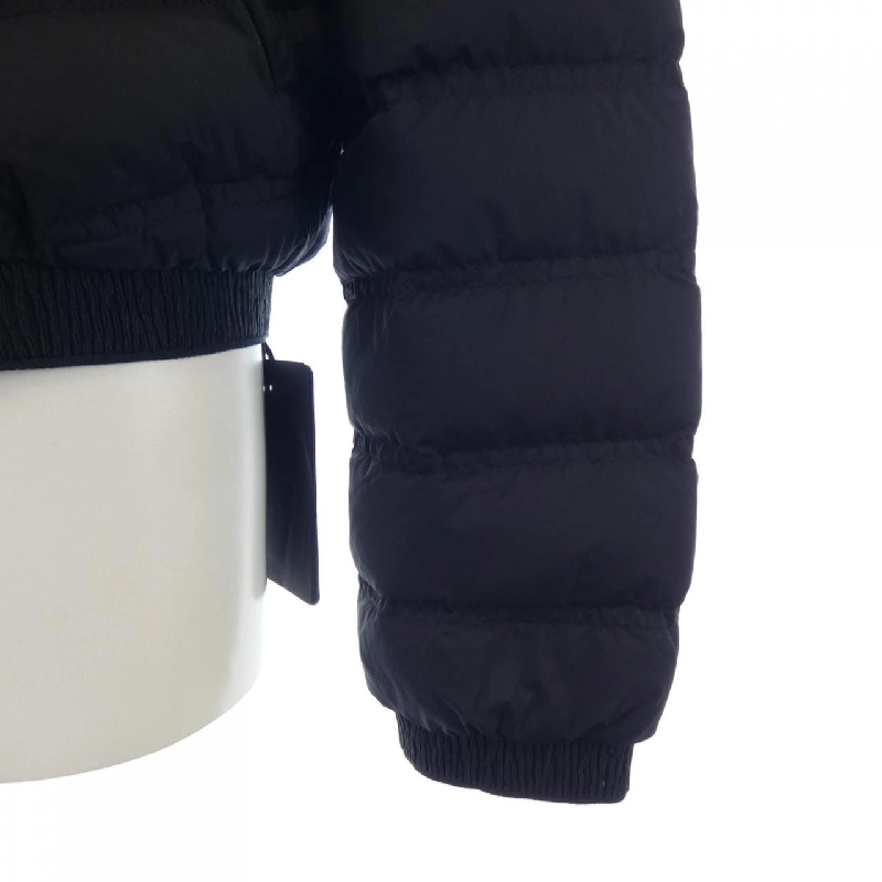 Áo khoác lông vũ MONCLER PANDELON 631356