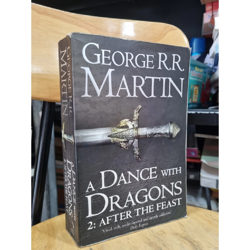 A DANCE WITH DRAGONS (GEORGE R.R. MARTIN) 120038