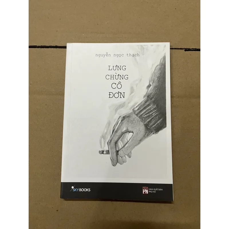 Lưng chừng cô đơn 1019490