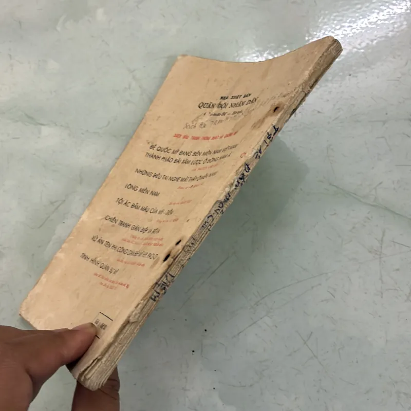 Tội ác đẫm máu của Mỹ - Diệm ( Lê Minh) - 1961s 996152