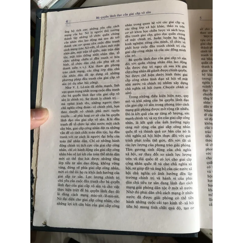 Từ điển Chủ nghĩa cộng sản khoa học 957356