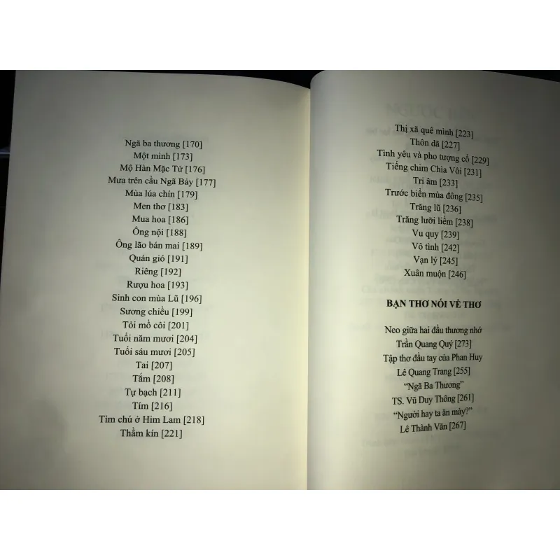 Ngược bến thành sông - Phan Huy 975491