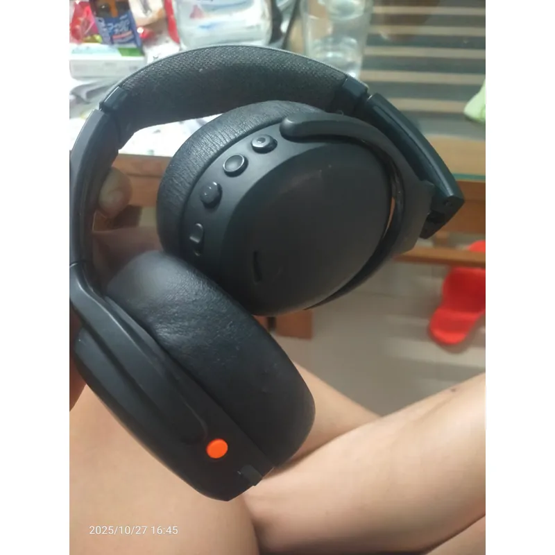 Skull candy crusher ANC 2 . Bass cực căng , siêu chống ồn . Giá hơn 1m 675491