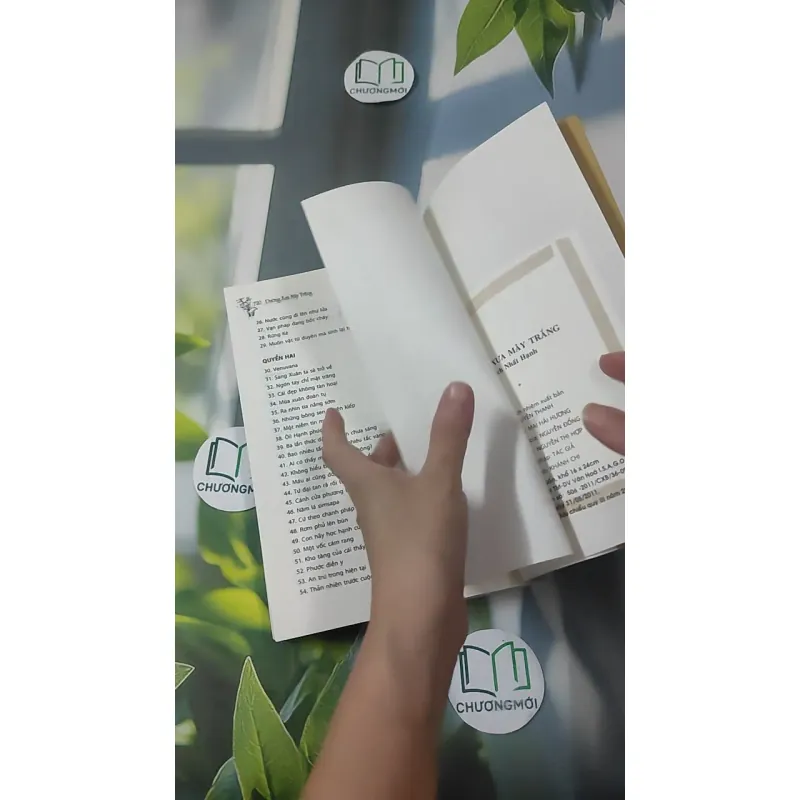 [MIỄN PHÍ BỌC SÁCH] Đường Xưa Mây Trắng - Thích Nhất Hạnh 1018911