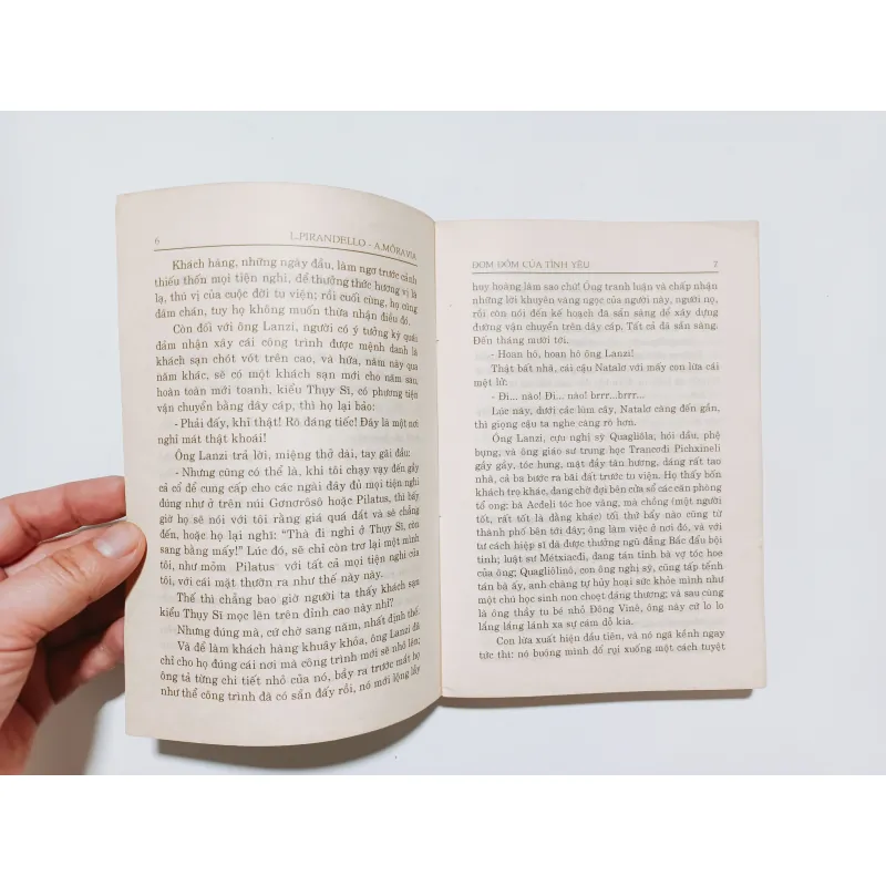 Đom Đóm Tình Yêu - Luigi Pirandello & A. Moravia 782997