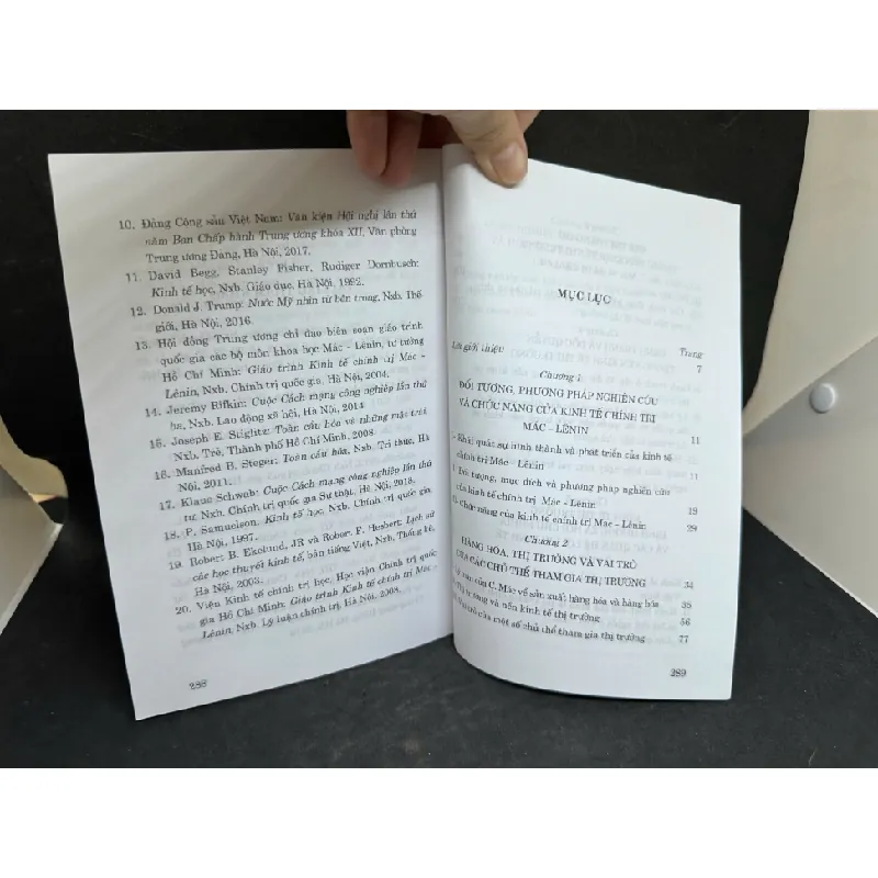 [Phiên Chợ Sách Cũ] Giáo Trình Kinh Tế Chính Trị Mác - Lênin (Dành cho bậc đại học không chuyên lý luận chính trị), 2023 - H1809 598190