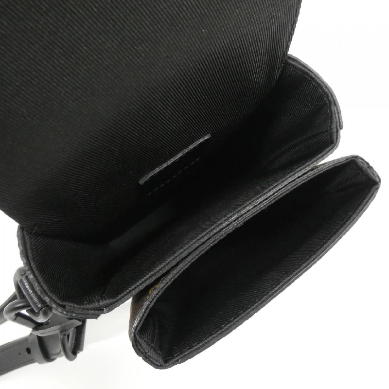 Túi đeo vai Louis Vuitton Monogram Macassar S-Lock Vertical Wearable Wallet M81522 608721