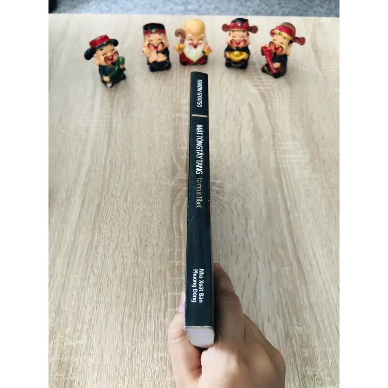 MẬT TÔNG TÂY TẠNG – Tenzin Gyatso 931675