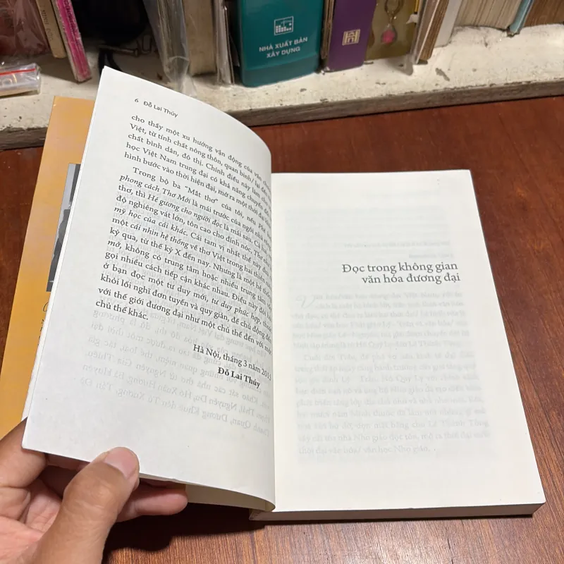 II Sách Hay: Hé Gương Cho Người Đọc - Đỗ Lai Thuý - 2015 1021363