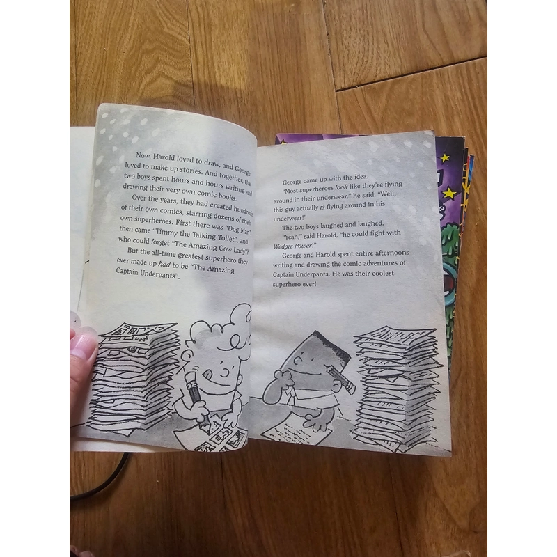 Combo 5q The adventures of captain underpants không trùng như hình 
90k 479289