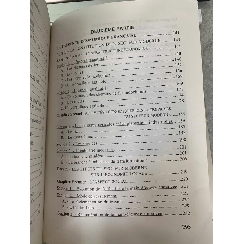 LA PRÉSENCE FINANCIÈRE ET ÉCONOMIQUE FRANCAISE EN INDOCHINE - JEAN - PIERRE AUMIPHIN 538288