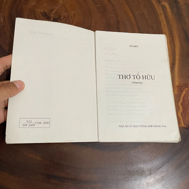 II Thơ Chọn Lọc - Tố Hữu - 2001 463037