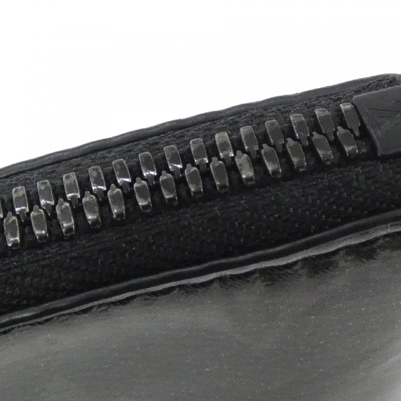 Túi xách Louis Vuitton Monogram Eclipse Glaze Pochette Cosmos M63373 - Hàng hiệu Chính hãng 771543