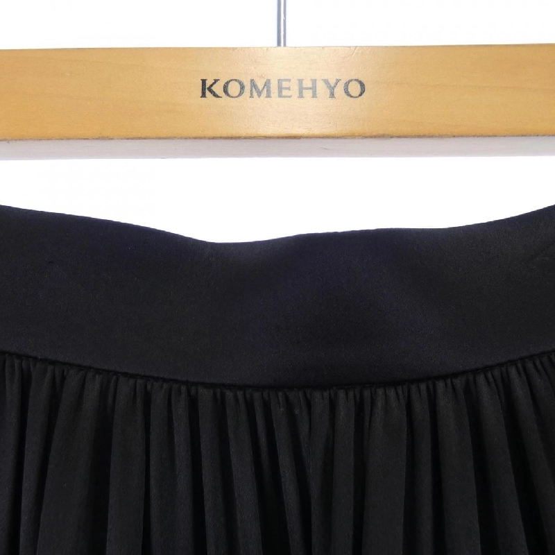 Chân váy LOUIS VUITTON FJJU85SZG - Hàng hiệu Authentic 820474