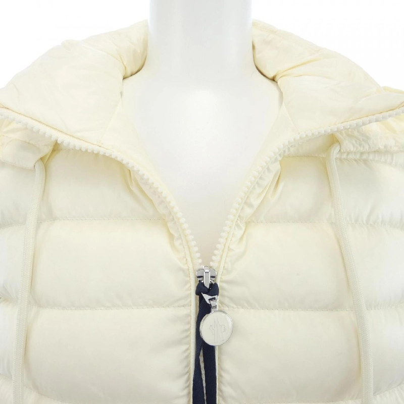 【Sản phẩm mới】Moncler MONCLER Áo khoác lông 635822