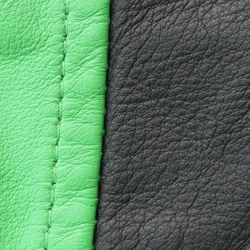 Quần short BOTTEGA VENETA - Hàng hiệu Authentic 895136