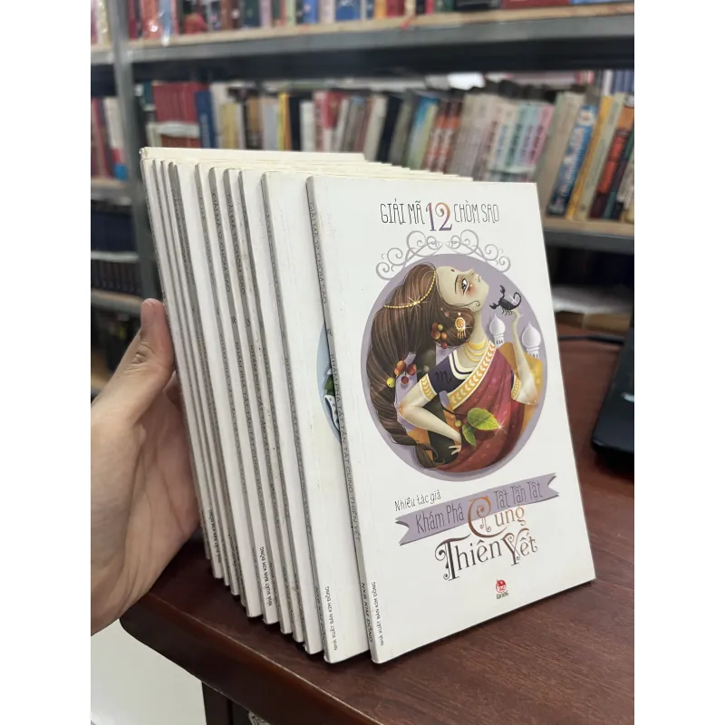 GIẢI MÃ 12 CHÒM SAO (BỘ 12 CUỐN) 1010084
