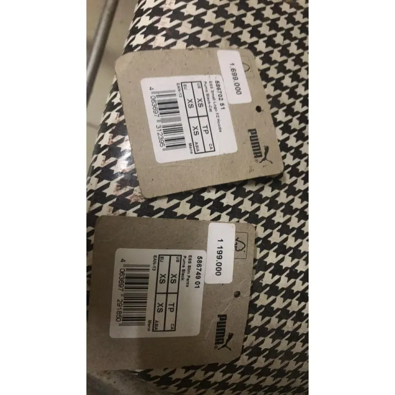 Bộ quần áo thể thao Puma logo màu đen size XS 755427