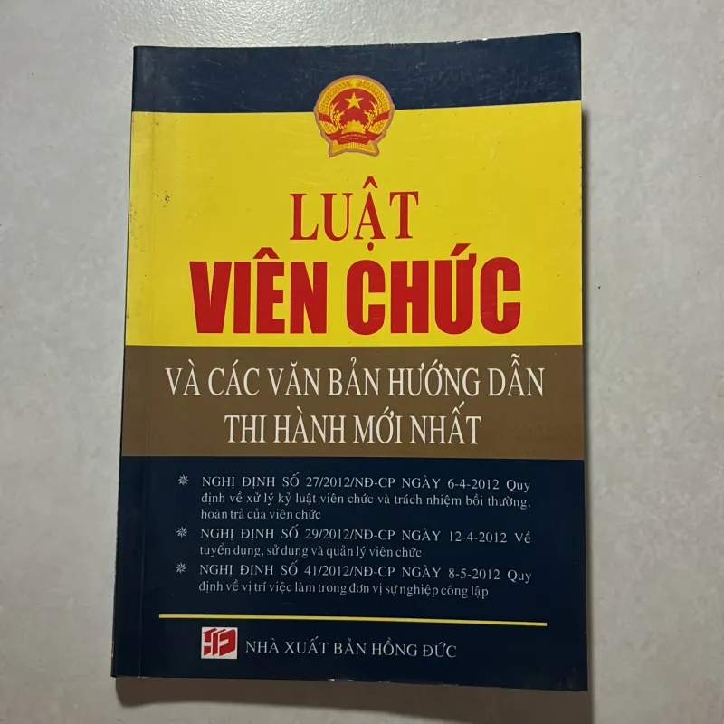 Luật viên chức 746506