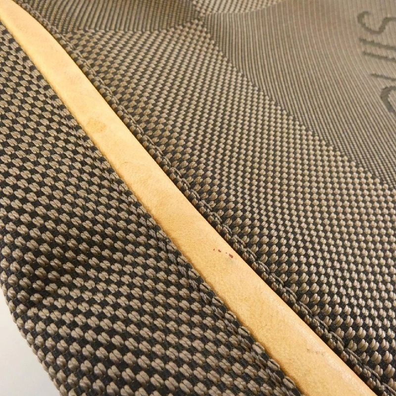 Túi đeo vai Louis Vuitton Damier Geant Compagnon M93045 - Hàng hiệu Chính hãng 802913