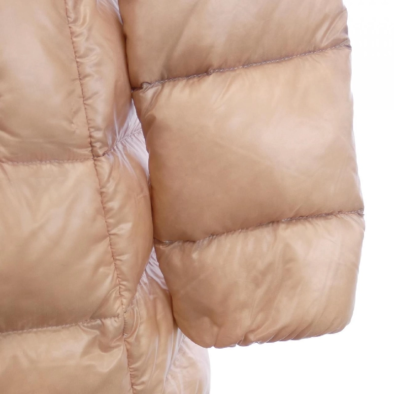 Áo khoác lông vũ MONCLER 644411