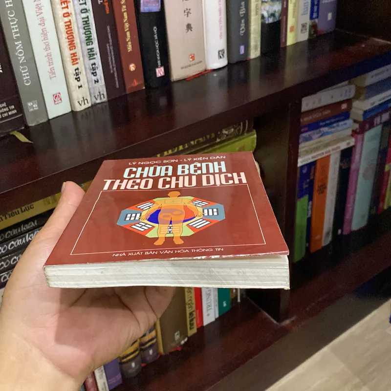CHỮA BỆNH THEO CHU DỊCH (XB  2002) 591761