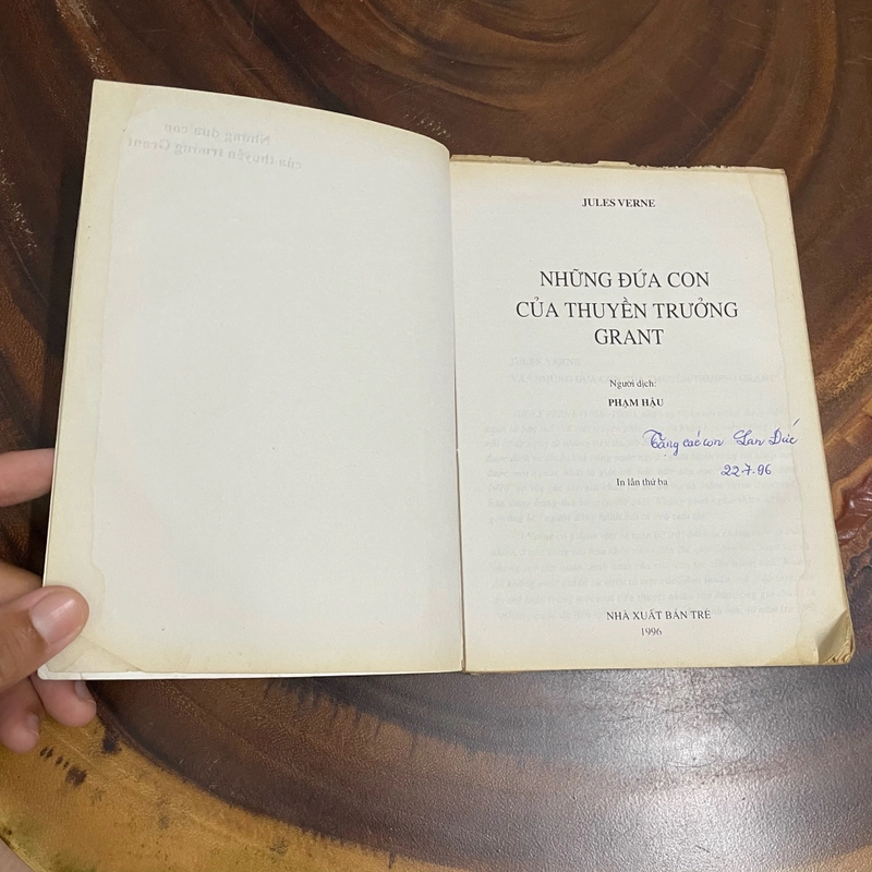 II Tựa sách: Những Đứa Con Của Thuyền Trưởng Grant - JULES VERNE - 1996 441533