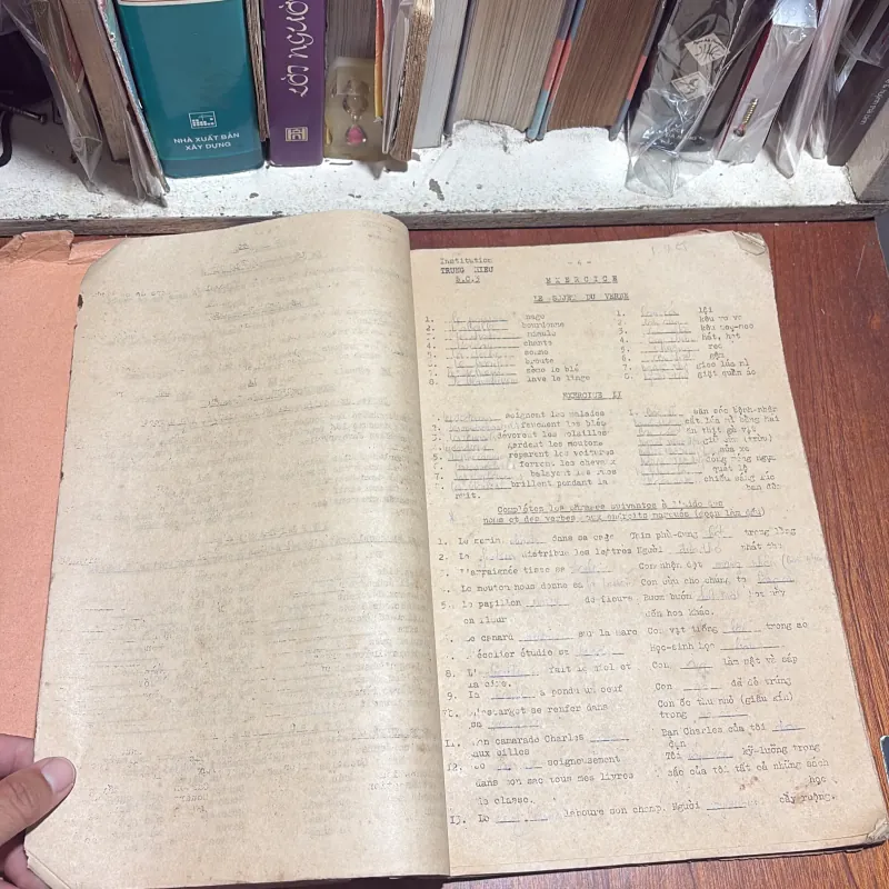 [Xem Kỹ Ảnh] - II Sưu Tầm (Học Tiếng Pháp): LES LEÇONS DU MAITRE (Lớp Sơ Cấp) - Trung Hiếu 1013564