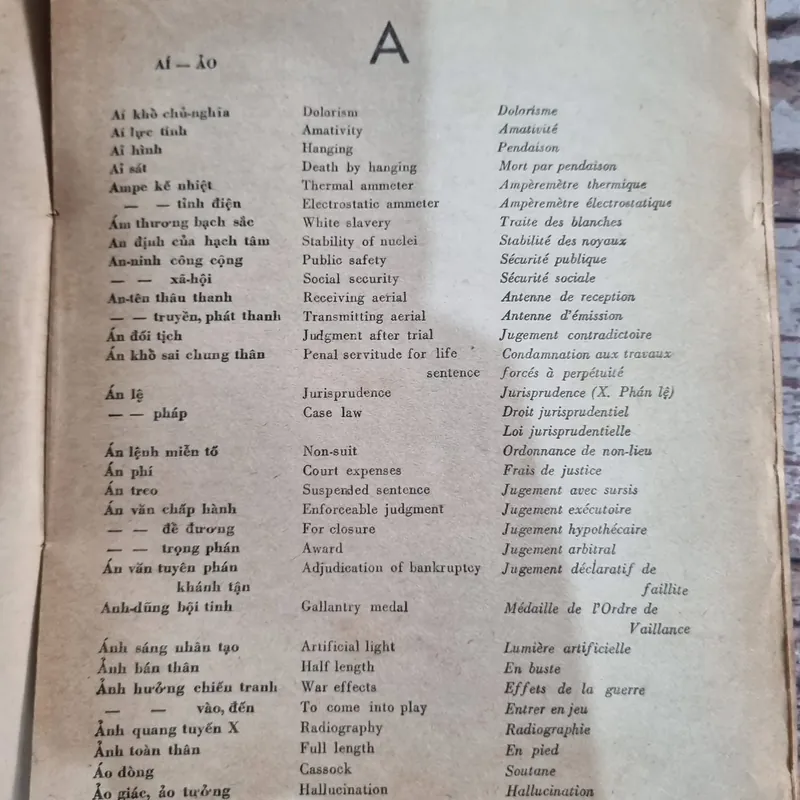 Từ điển tam ngữ  620 trang - VIÊT ANH PHAP PHÁP ANH VIÊT ANH PHÁP VIỆT 722408