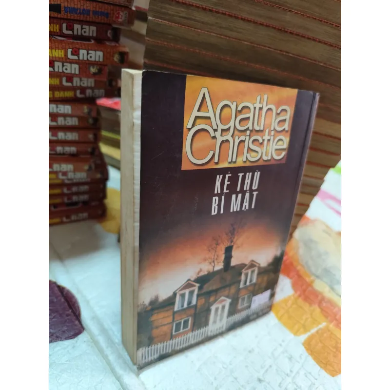 KẺ THÙ BÍ MẬT – AGATHA CHRISTIE - k4 1019113