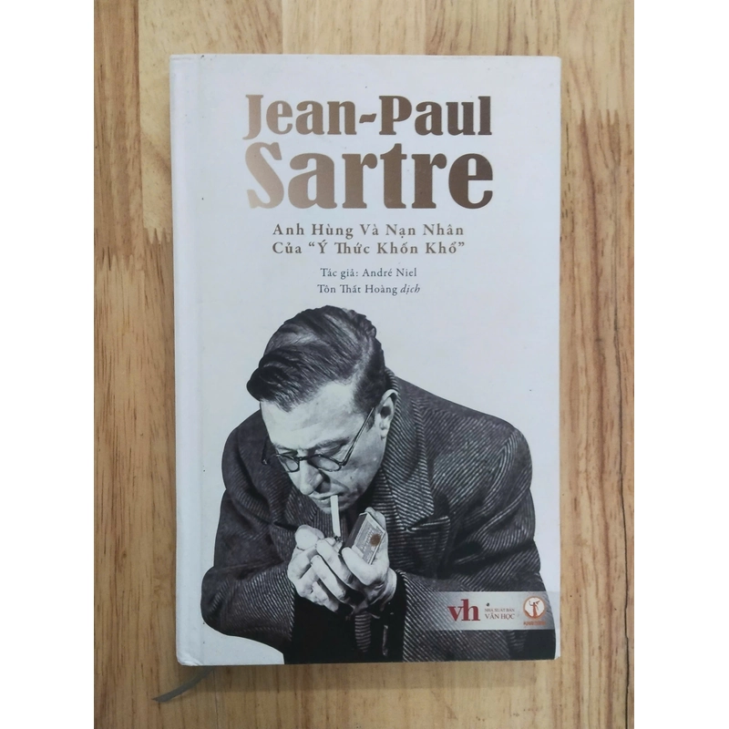 Jean Paul Sartre - Anh hùng và nạn nhân của ý thức khốn khổ 454469