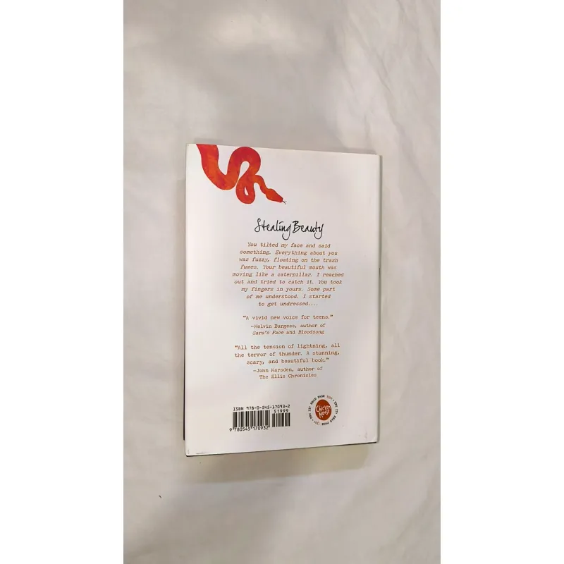 Stolen
- Lucy Christopher
(Bìa cứng) 747969