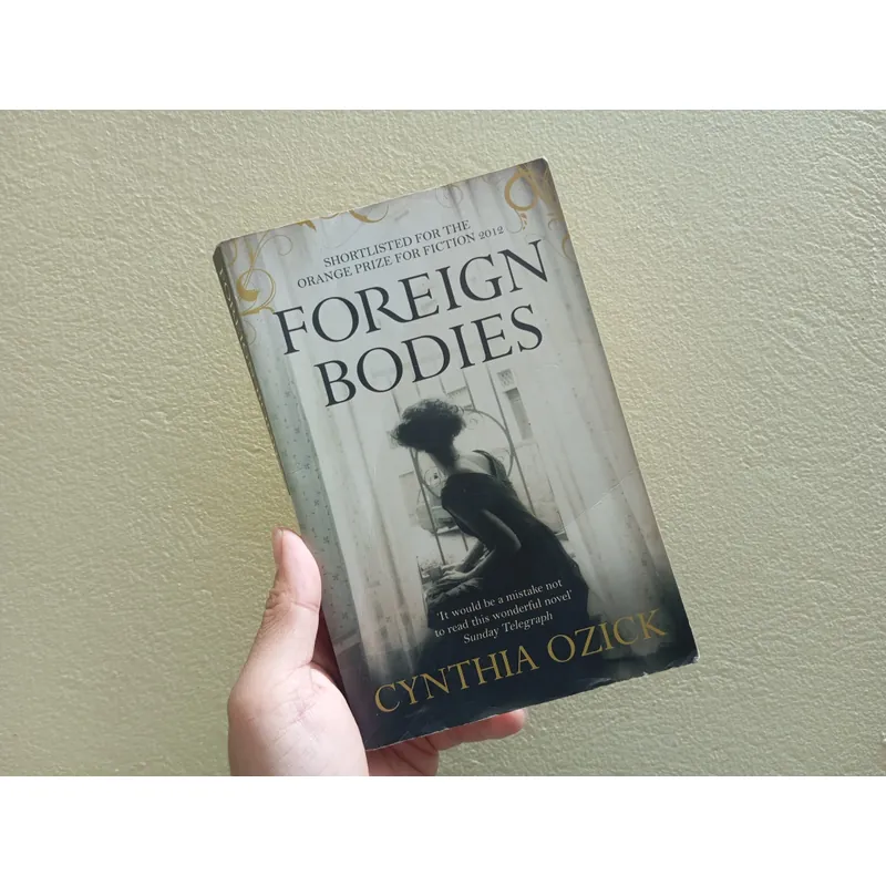 Foreign bodies, sách ngoại văn tiếng Anh english book  735985