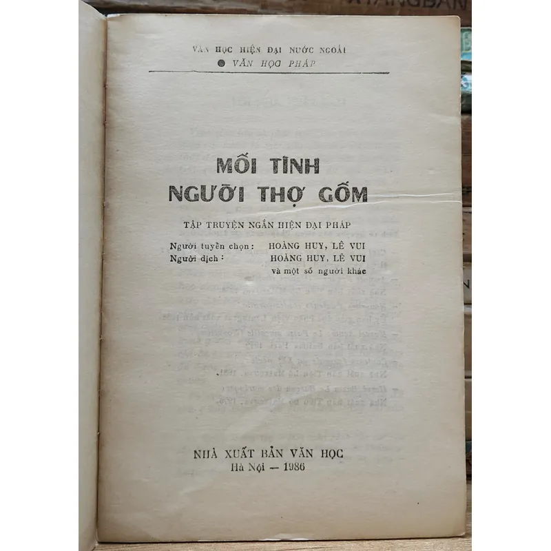 Truyện ngắn Pháp chọn lọc: MỐI TÌNH NGƯỜI THỢ GỐM 717969