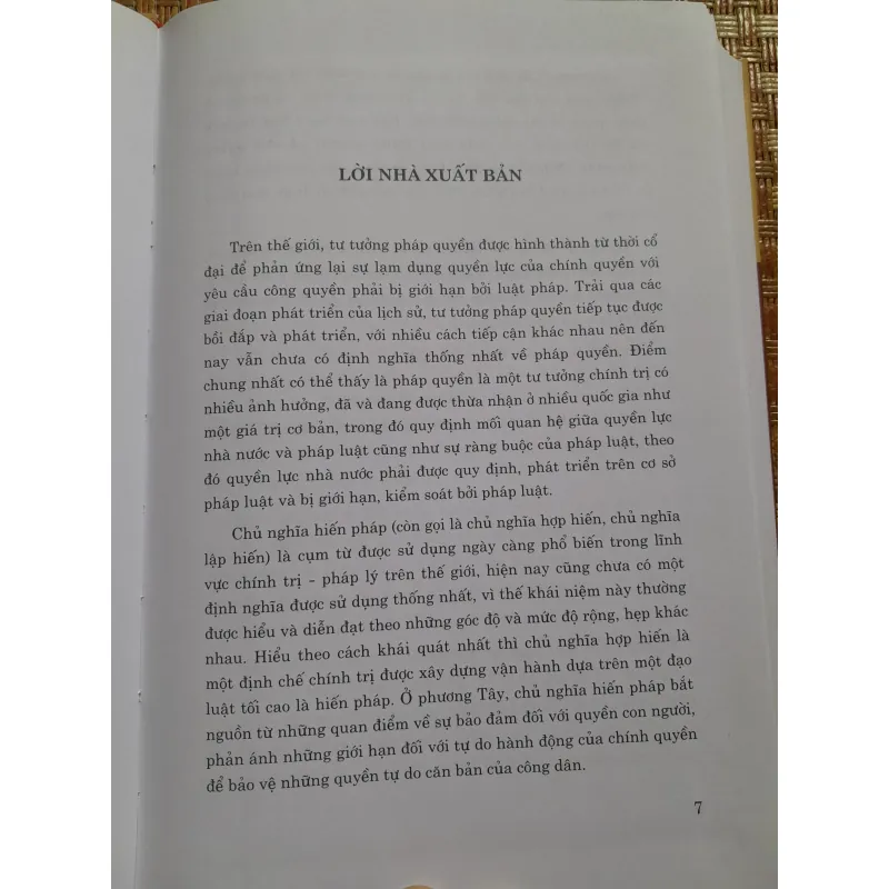 PHÁP QUYỀN VÀ CHỦ NGHĨA HIẾN PHÁP... 761527