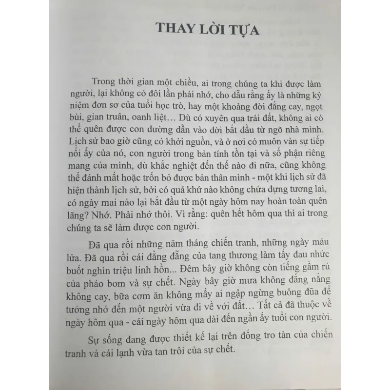 Truyện ký Địa Đàng Đỏ - Trúc Phương 689736