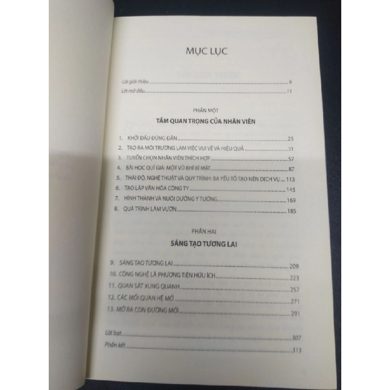 Khách hàng chưa phải là thượng đế Hal F. Rosenbluth - Diane Mcferrin Peter 2018 mới 80% ố nhẹ HCM.ASB0309 Oreka-Blogmeo 134971