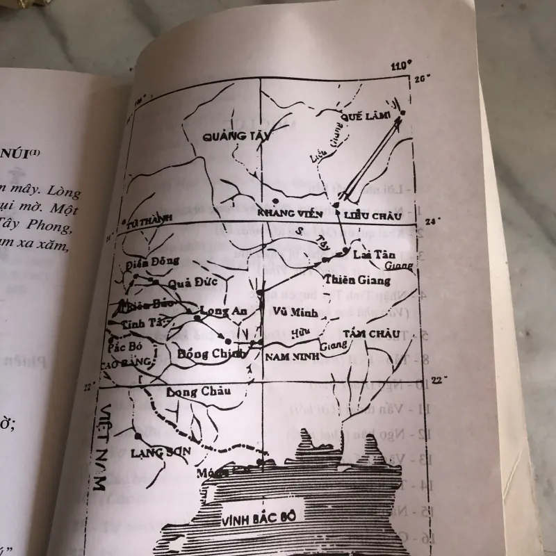 Nhật ký trong tù - Hồ Chí Minh  1035135