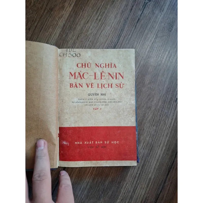 Chủ nghĩa Mác - Lê-nin bàn về lịch sử (Quyển Hai - Tập 1) 714058