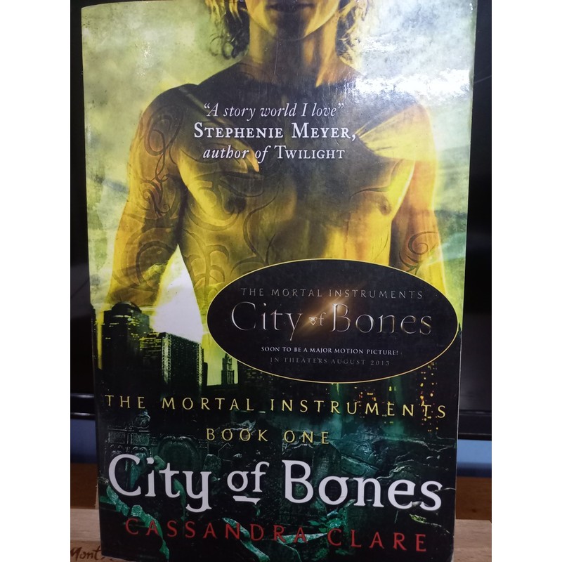 City of Bones By Cassandra Clare Mortal Instruments Series Book #1 192909