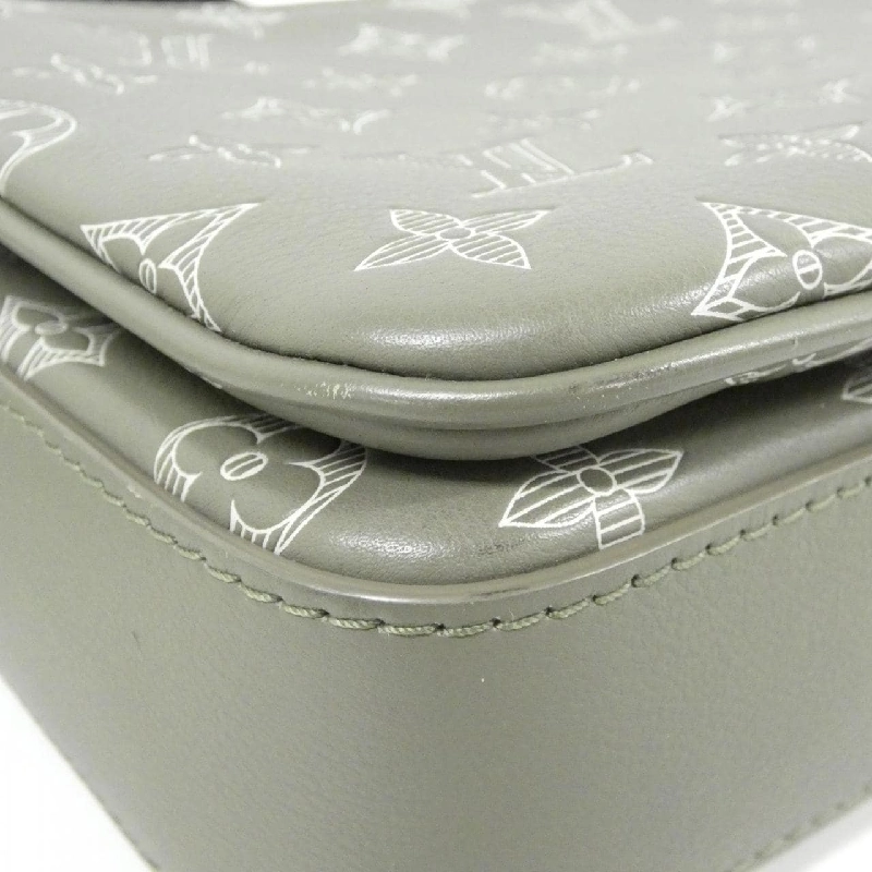 Túi xách Louis Vuitton Monogram Shadow Trio Messenger M12490 - Hàng hiệu Chính hãng 804146