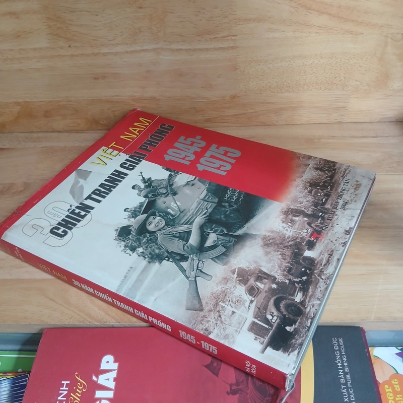 Việt Nam 30 Năm Chiến Tranh Giải Phóng 1945 - 1975 539317