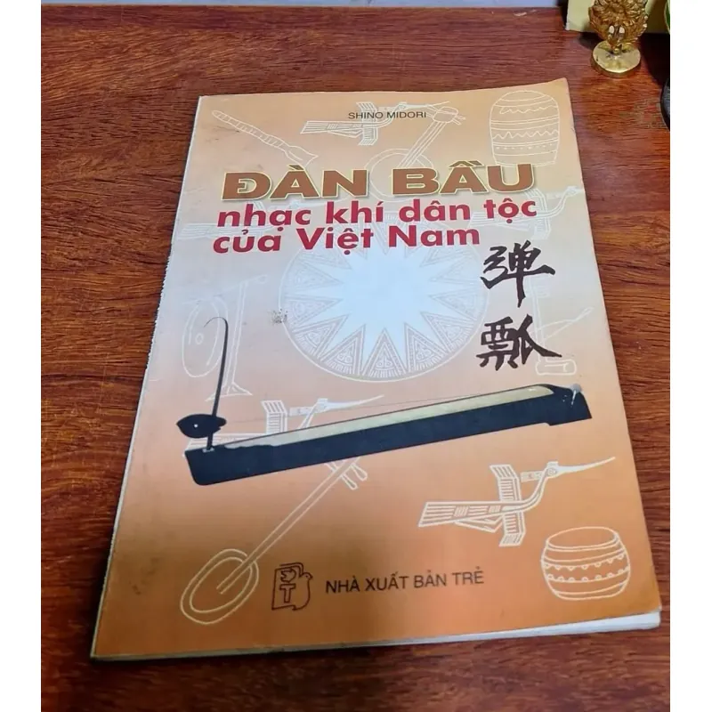 Đàn bầu nhạc khí dân tộc Việt Nam 999299
