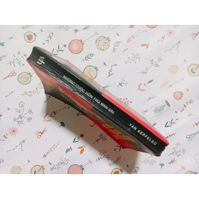 Những Cuộc Hôn Thú Man Dại - Yann Queffélec 782101