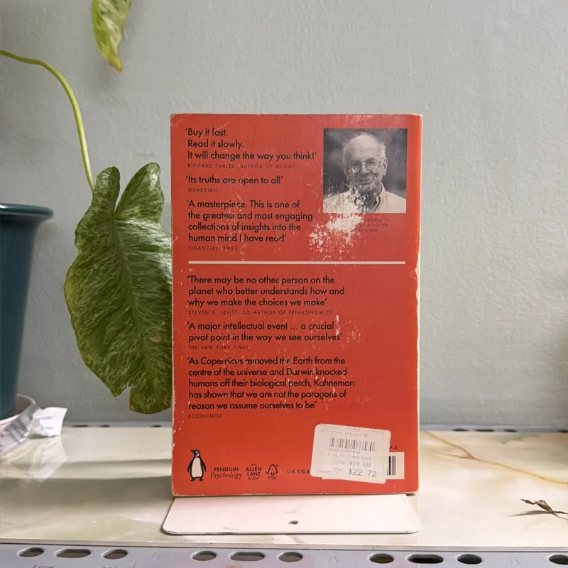 THINKING FAST AND SLOW 755637