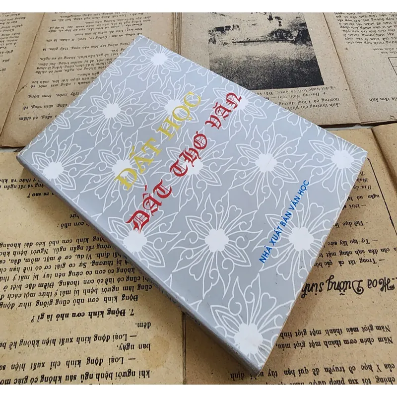 ĐẤT HỌC ĐẤT THƠ VĂN (Nhiều tác giả) 726574