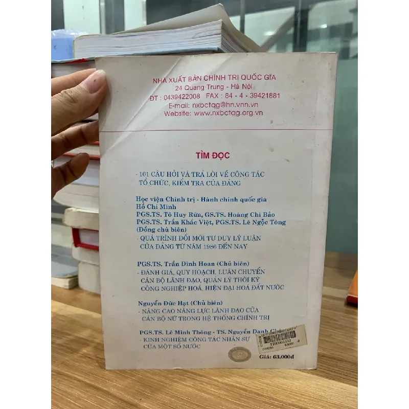 quy định pháp luật về quản lý tuyển dụng đào tạo bổ nhiệm miễn nhiệm cán bộ công chức-NXB Chính trị quốc gia 716670
