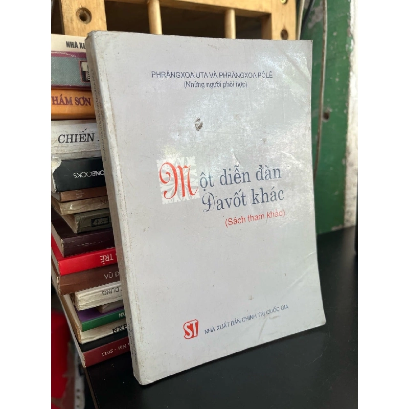 Một diễn đàn Đavốt khác - Phrăngxoa Uta & Phrăngxoa Pôlê 379015
