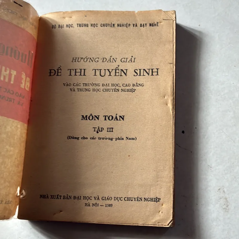 Hướng dẫn giải đề thi tuyển sinh môn toán tập 3 739325