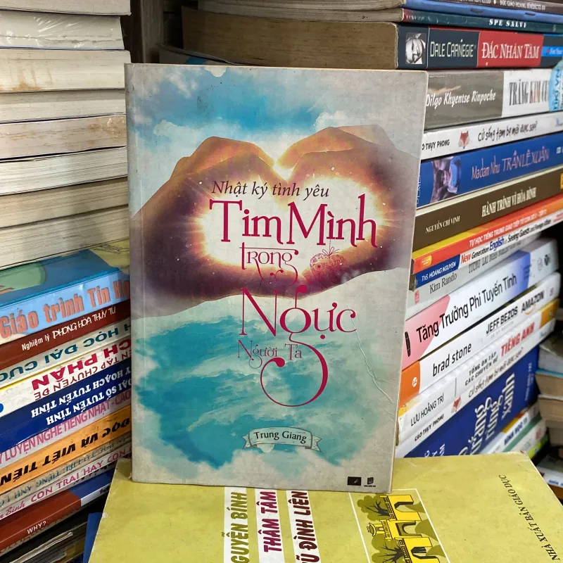 Tìm Mình Trong Ngực Người Ta♟️ 747047